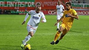 Aytemiz Alanyaspor'dan evinde 5 gollü galibiyet