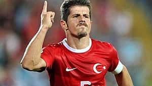 Emre: Ülkemiz takımımızın etrafında güzel bir sinerji oluşturdu