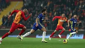 Erol Toksoy yazdı: Deplasmanda sihirbaz gerekir