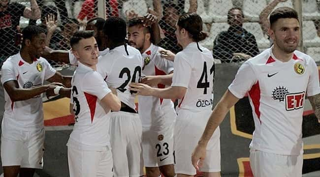 Eskişehirspor Adana'dan 3 puanla dönüyor