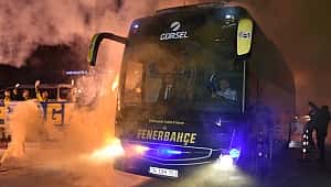 Fenerbahçe'ye coşkulu karşılama