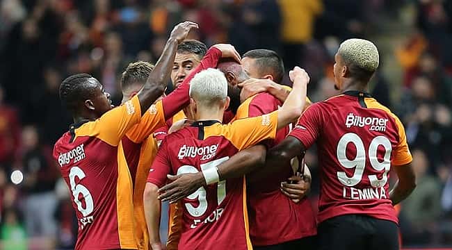Galatasaray 4 dakikada 3 puan aldı