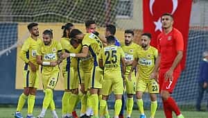 Menemenspor'dan Ümraniyespor'a çelme