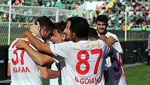 Sivasspor Denizli'den 3 puanla dönüyor