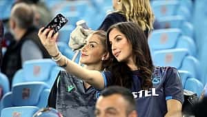 Trabzonspor tribündeki kadın taraftar oranında zirvede