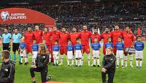 Türkiye - İzlanda maçı nerede ne zaman saat kaçta hangi kanalda ?