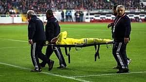 Barcelona'dan Sadık Çiftpınar'a geçmiş olsun mesajı