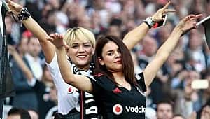 Beşiktaş'tan kadın taraftarlara jest