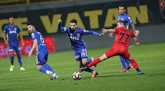 Fenerbahçe İstanbulspor'u bu kez 2-0'la geçti