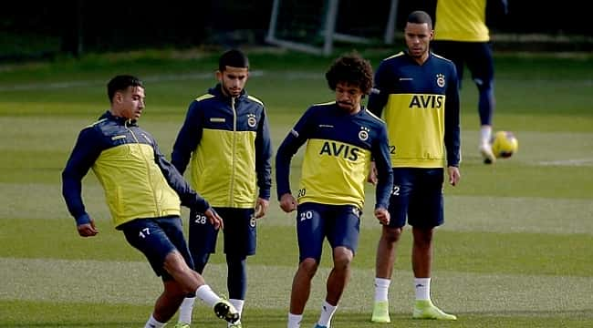 Fenerbahçe Kupa maçı hazırlıklarına başladı