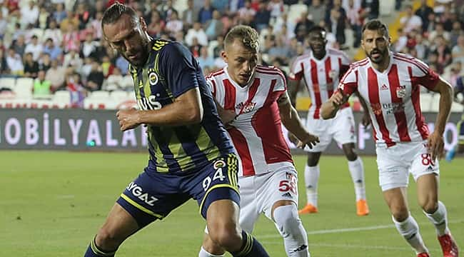 Fenerbahçe Sivasspor maçını bekliyor