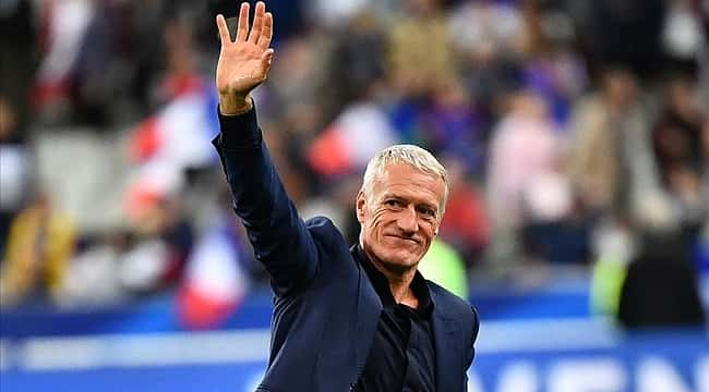 Fransa Deschamps'ın sözleşmesini uzattı