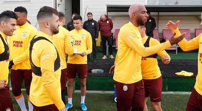 Galatasaray'da 7 futbolcu Göztepe maçı kadrosuna alınmadı