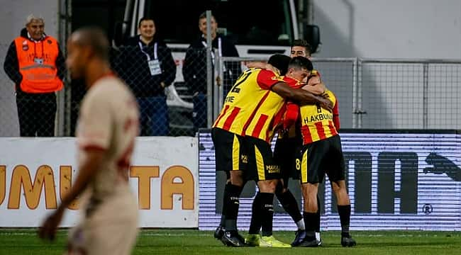 Galatasaray Göztepe'ye mağlup