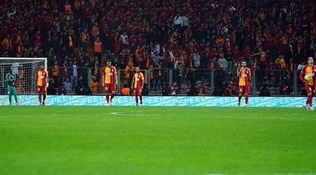 Galatasaray rakiplerinin eksik kaldığı 4 maçta 6 gol yedi