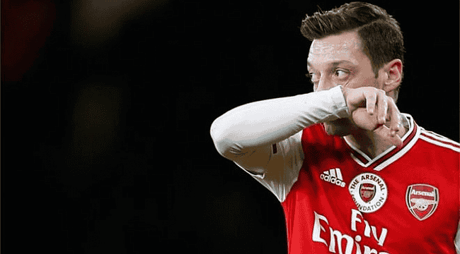 İngiliz basının iddiası: Fenerbahçe Mesut Özil'i kiralıyor