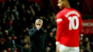 Manchester United Mourinho'lu Tottenham'ı Rashford'la geçti