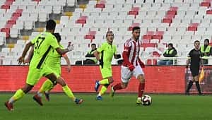 Sivasspor Esenler'e yenilerek tur atladı