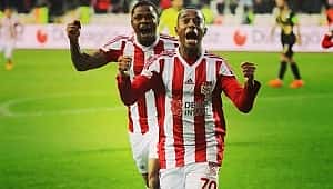 Sivasspor Robinho'yu transfer etmek istiyor