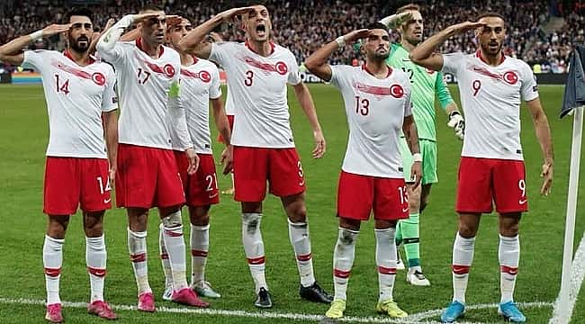 UEFA'dan A Milli Takım'a 'asker selamı' cezası