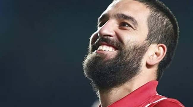 Arda Turan'dan Galatasaray paylaşımı