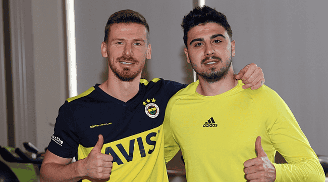 Fenerbahçe ilk idmanını salonda yaptı