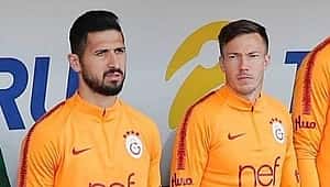 Galatasaray'da Martin Linnes ve Emre Akbaba'nın lisansı çıkartıldı