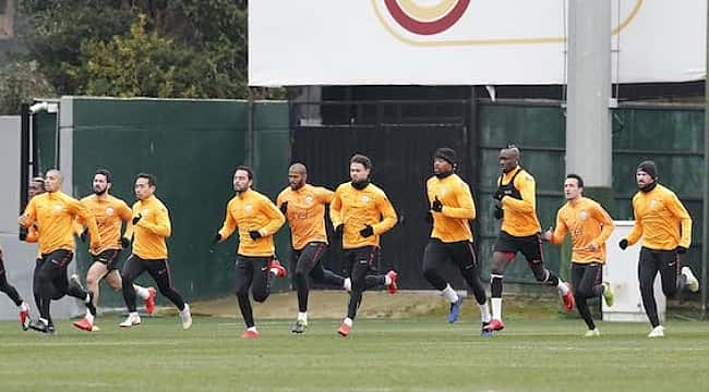 Galatasaray ikinci yarı hazırlıkları için yarın toplanacak