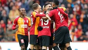 Galatasaray ikinci yarıya galibiyetle başladı