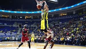 Jan Vesely'den anlamlı bağış