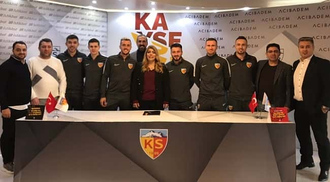 Kayserispor 6 yeni transfere imza attırdı