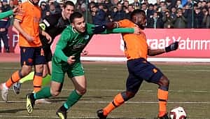 Kupa'da Kırklarelispor Başakşehir'i saf dışı bıraktı