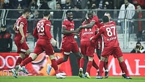Sivasspor Beşiktaş engelini de aştı