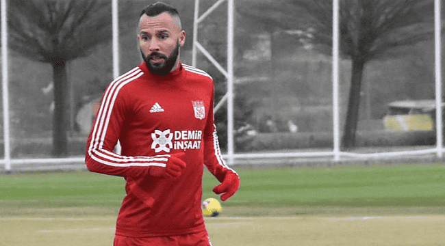 Sivasspor Yasin Öztekin'i transfer etti