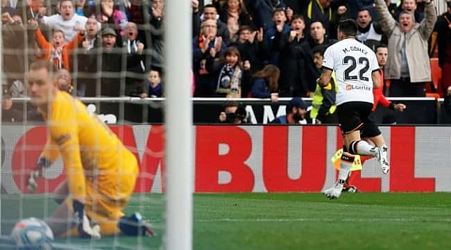 Valencia Barcelona'yı Maxi Gomez ile devirdi