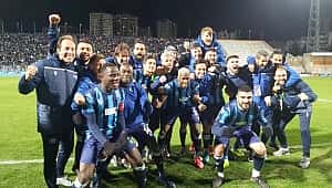 Adana Demirspor derbiyi farklı kazandı