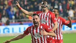 Antalyaspor Kasımpaşa'yı eli boş gönderdi