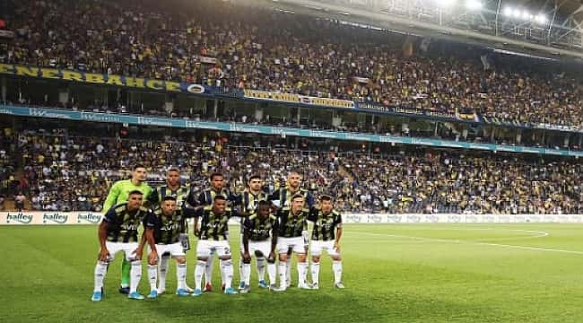 Fenerbahçe Antalya karşısına farklı onbirle çıkacak