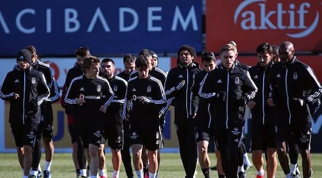 Sergen Yalçın'lı Beşiktaş Başakşehir deplasmanında