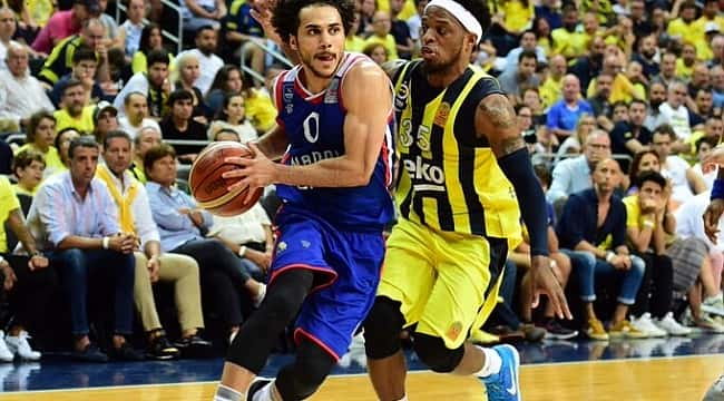 Shane Larkin resmen TC vatandaşı oldu