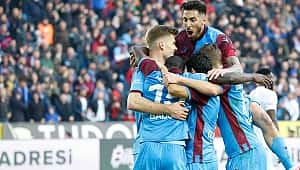 Trabzonspor Sörloth'la kazandı, liderliği Sivas'tan devraldı