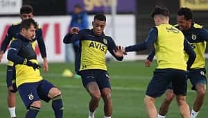 Fenerbahçe'de Garry Rodrigues takımla birlikte çalıştı