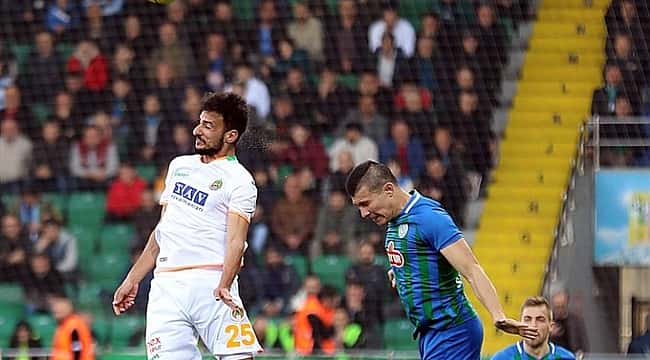 Rizespor ile Alanyaspor yenişemedi