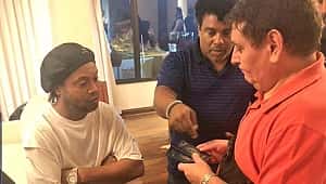 Ronaldinho gözaltına alındı