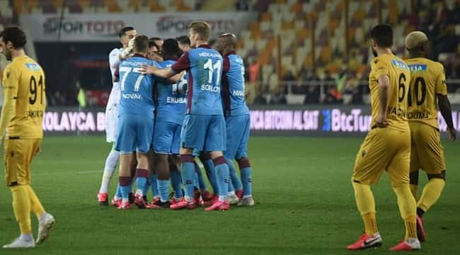 Trabzonspor Malatya'dan lider dönüyor