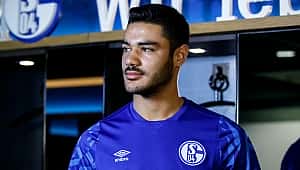 Schalke'nin Van Dijk'ı var ''Ozan Kabak dışında''
