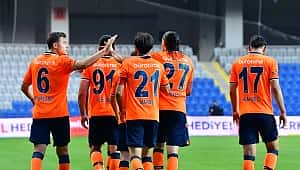 Başakşehir'den garip seri ve 3 puan