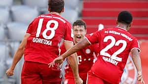 Bayern zorlandı ama hata yapmadı! Çok yakınlar