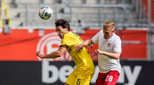 Bundesliga'da 33. hafta dev bir maç