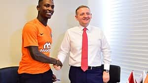 Elia'ya Hollanda'dan iki talip